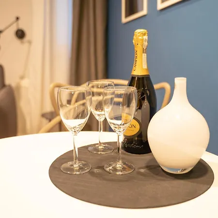 Apartamento Residenza Carlo E Sofia - Affitti Brevi Italia